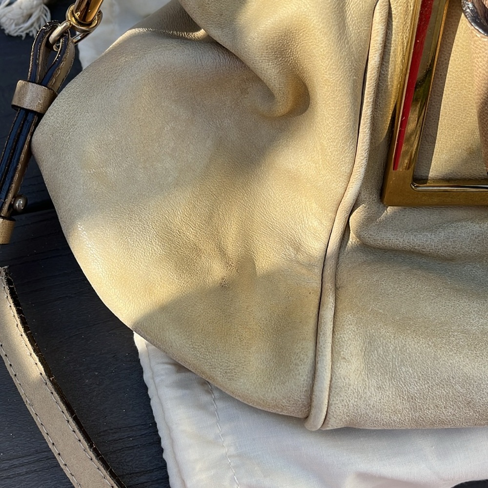 Chloé satchel bag in good used condition. Authenticity card is included. - Picture 8 of 16